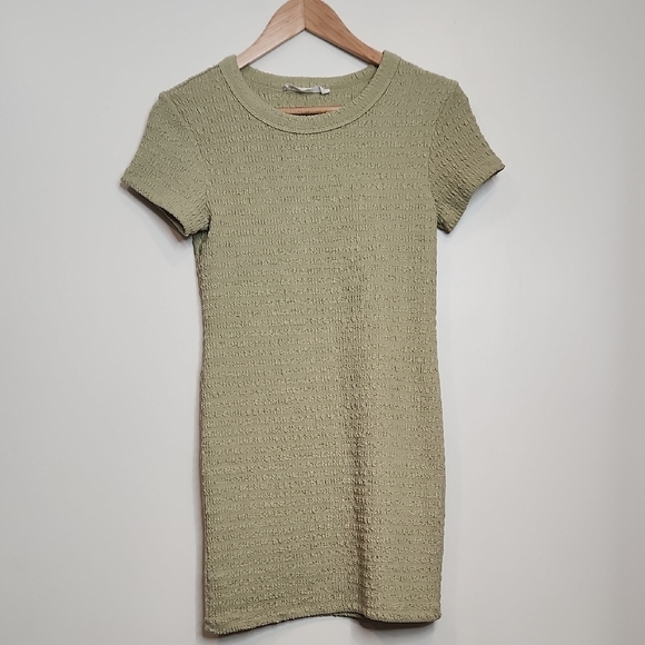 Elodie Elegant Olive Green Textured bodycon Dress Women's - Picture 1 of 4